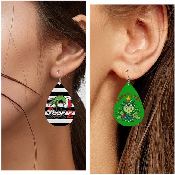 BELIEVE Earrings Grinch Christmas - Picture 9 of 14